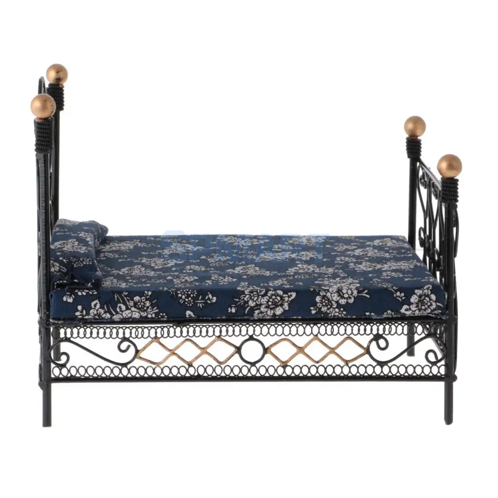 1:12 Dollhouse Miniature Metal European Retro Double Bed Bedroom Furniture Dolls House Accessory Children Funny Pretend Play Toy
