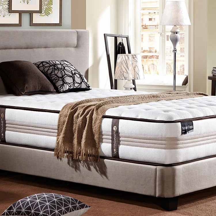 Factory wholesale price Hypo-allergenic mattress manufacturer luxury king queen size hotel bed pocket spring mattress in a box