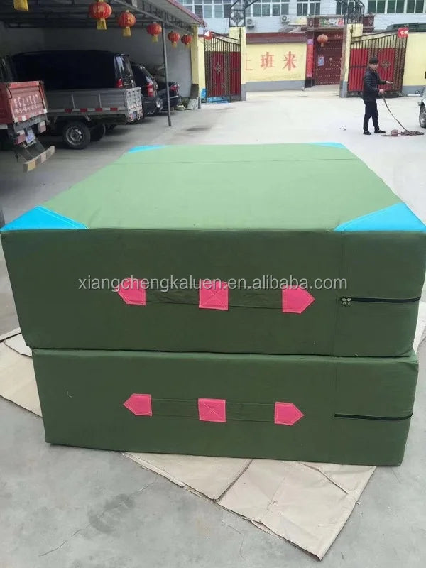 Custom Color Size Gymnastics Crash Mats Fitness Fold Mat Sponge Mattress for Sale