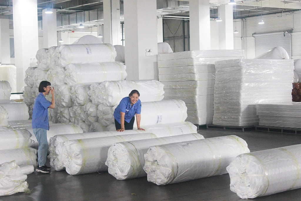 2024 Popular Spring Contour Wave Orthopedic Mattresses Memory Foam Latex Mattress With Removable Cover