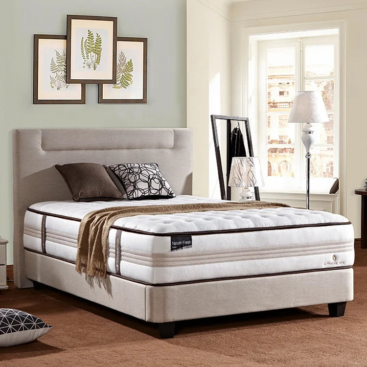Factory wholesale price Hypo-allergenic mattress manufacturer luxury king queen size hotel bed pocket spring mattress in a box