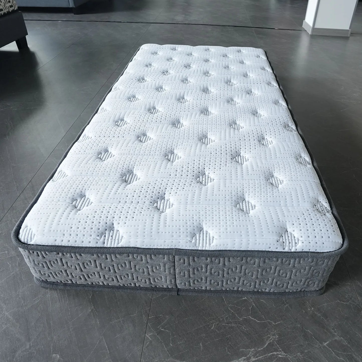 2024 Popular Spring Contour Wave Orthopedic Mattresses Memory Foam Latex Mattress With Removable Cover