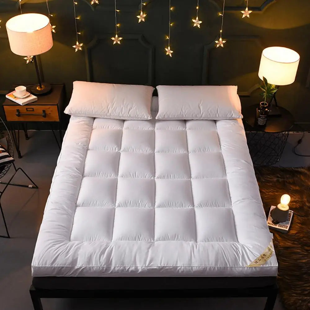 Soft Filling Mattress Pad Soft Down Velvet Tatami Mats Mattress Fluffy and Breathable Relieve Body Stress Soft Cushion Anti-Slip