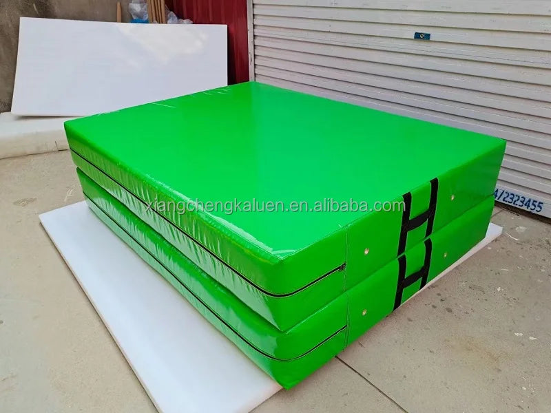 Custom Color Size Gymnastics Crash Mats Fitness Fold Mat Sponge Mattress for Sale