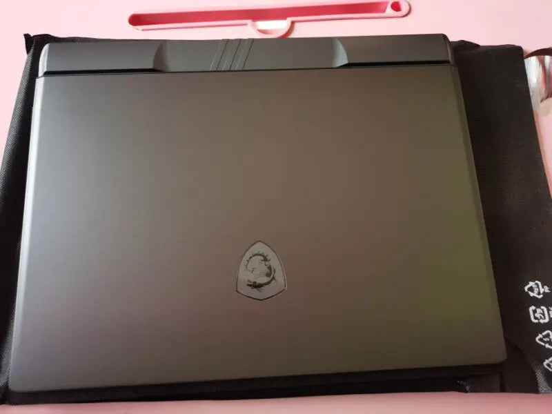 MSI Titan GP78HX Gaming Laptop 17 Inch 2.5K 240Hz IPS Screen Notebook i9-13980HX 16GB 1TB RTX4080 Computer Ultra Gaming Netbook