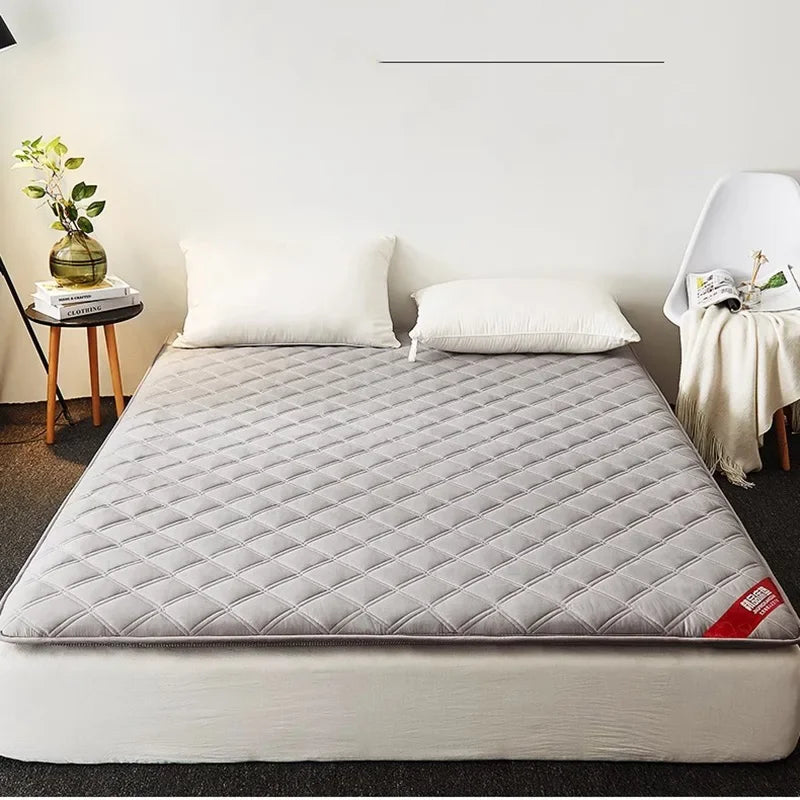 Folding Single Mattress Queen Size Portable Chinese Couple Mattress Hotel Comfortable Floor King Materassi Postmodern Furniture