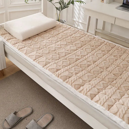 Milk Velvet Mattress Thicken Warm Winter Mattress Foldable Plush Bed Mattresses Twin King Queen Full Size Mattresses Bedding