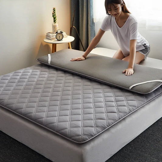 Folding Single Mattress Queen Size Portable Chinese Couple Mattress Hotel Comfortable Floor King Materassi Postmodern Furniture