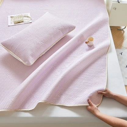 Breathable and non stuffy taro purple thin mattress with summer quilting and fixed strap anti slip design super soft mattress