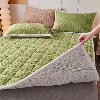 Milk Velvet Mattress Thicken Warm Winter Mattress Foldable Plush Bed Mattresses Twin King Queen Full Size Mattresses Bedding