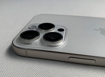 Original  Apple iPhone 15 Pro Max