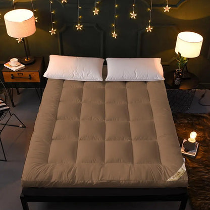 Soft Filling Mattress Pad Soft Down Velvet Tatami Mats Mattress Fluffy and Breathable Relieve Body Stress Soft Cushion Anti-Slip