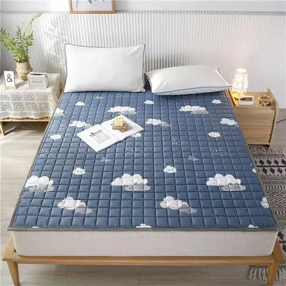 Ultra-soft foldable Cotton Mattress, Breathable Anti Tatami Mat, Student Dormitory, Single, Double, King Size Bed, Household