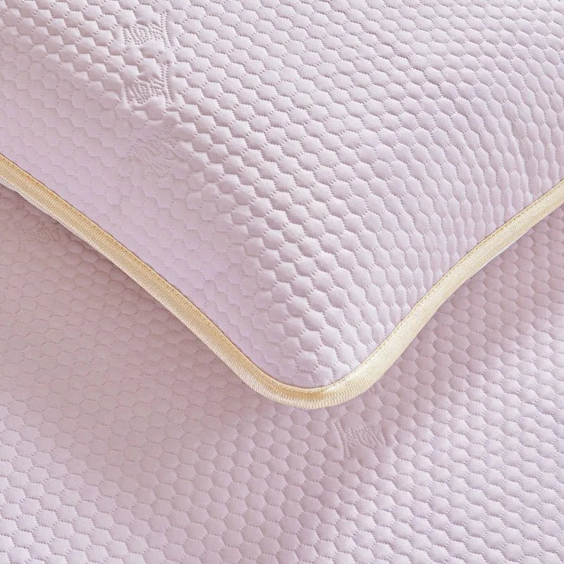 Breathable and non stuffy taro purple thin mattress with summer quilting and fixed strap anti slip design super soft mattress